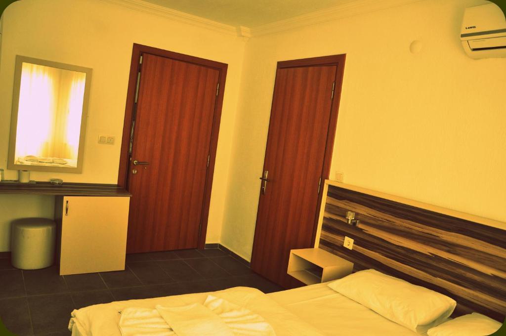 Hotel Caretta Akyaka  Chambre photo